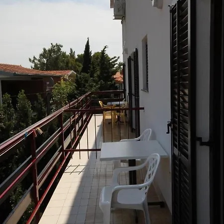 Double 6591b 3* Starigrad-Paklenica