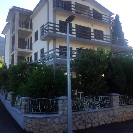 Double Room Starigrad 6591B Gostinjska kuća 3*