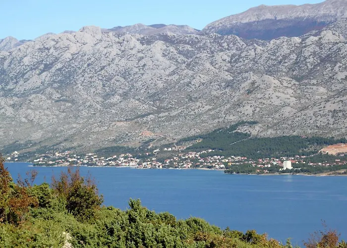 Double 6591b 3* Starigrad Paklenica