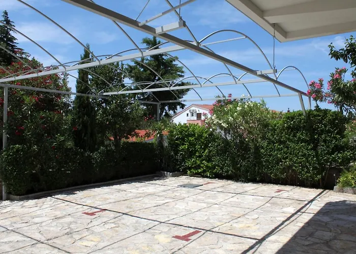 Double Room Starigrad 6591B Gostinjska kuća